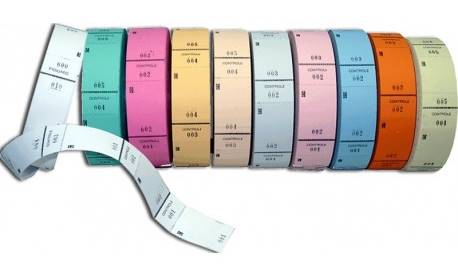 rotoli di biglietti di cartone